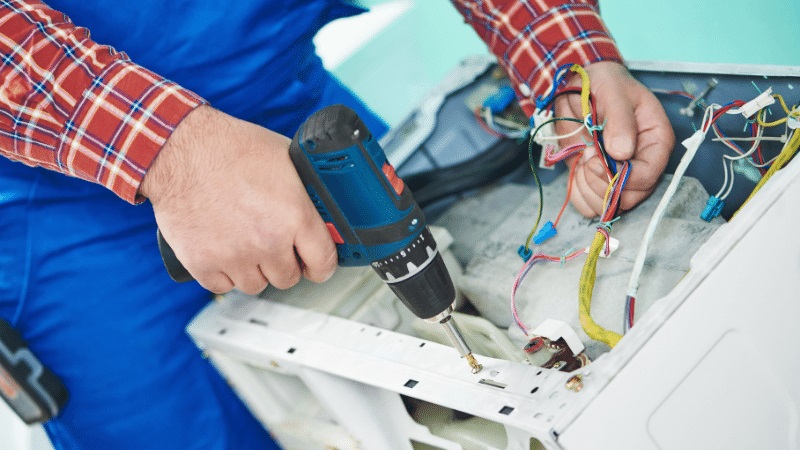 Turgutlu Termoteknik Termoteknik çamaşır makinesi kart tamiri – Su almama arızası orijinal parça ile giderildi. - Teknik servis örneği